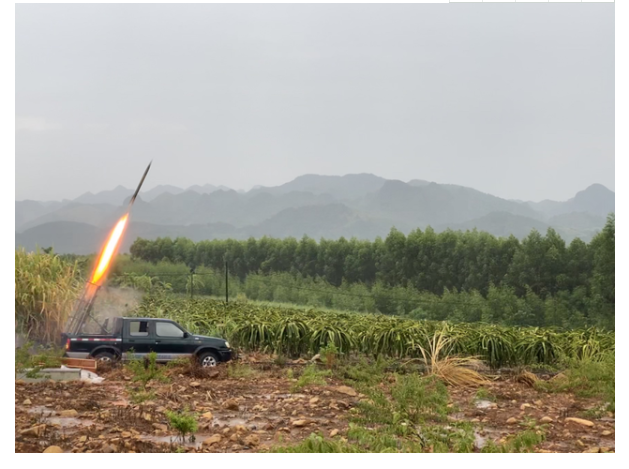 “高温+干旱”双预警！崇左进入人工增雨应急状态！多地甘蔗干枯得让人心疼！